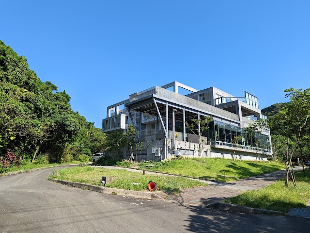 HOTEL BEGINS 倉箱蜜境文旅