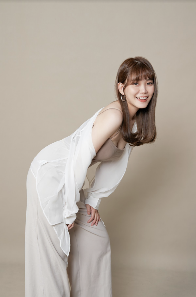 Hair De Queen髮型沙龍-專業髮型設計/台南燙髮/台南染髮/人氣IG網紅設計師推薦/台南美髮推薦ptt
