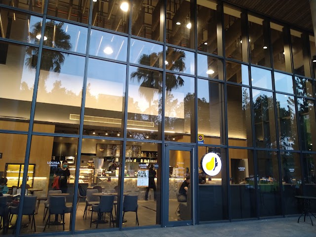 Louisa Coffee 路易莎咖啡(新竹建中店)