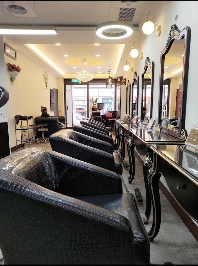 Moda專業美容美髮沙龍—中山店