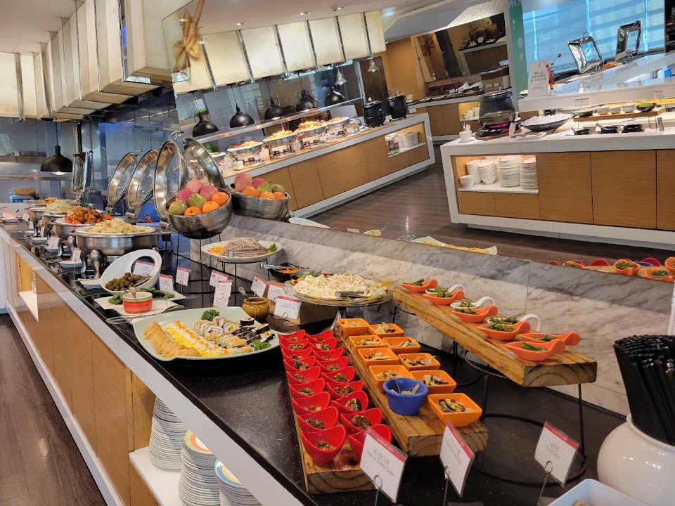 仲信金鬱金香酒店- 品東西自助百匯 照片