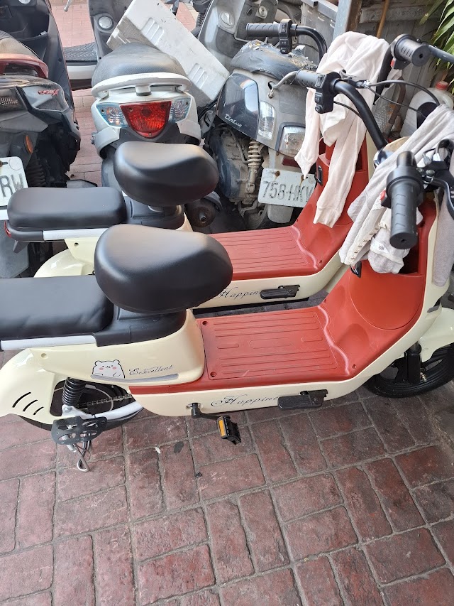 冠宏車業行
