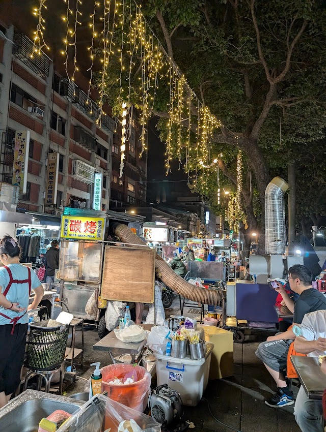 廣州街夜市脆皮蚵仔煎