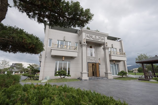 135villa－宜蘭三星民宿推薦 人氣包棟首選 庭院Villa 必住網美熱門拍照景點 特色烤肉民宿價格 高CP值多人團體住宿獨棟 電動麻將桌訂房優惠好評 親子家庭渡假旅遊戲水池住宿評價
