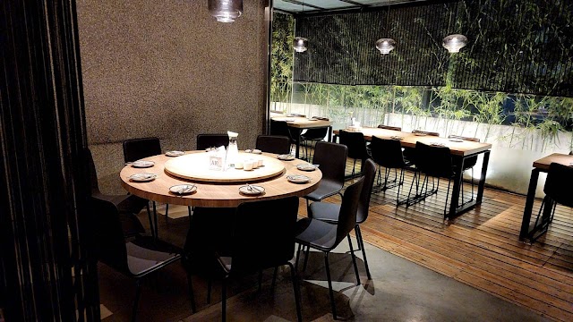 人本自然台菜餐廳(附設七彩神仙魚主題館)