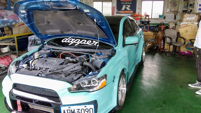 宏鑫汽車服務廠