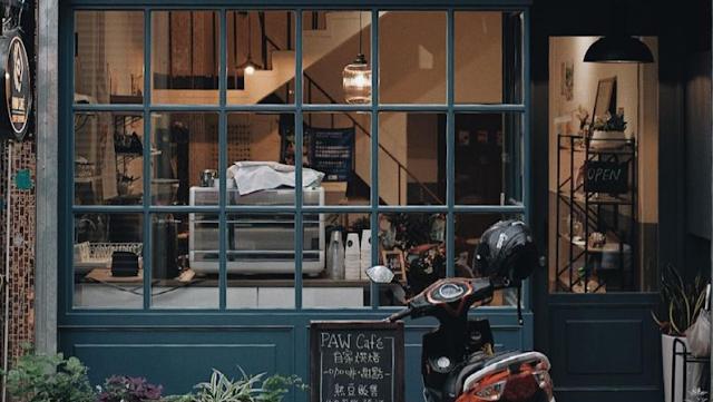 Paw Café