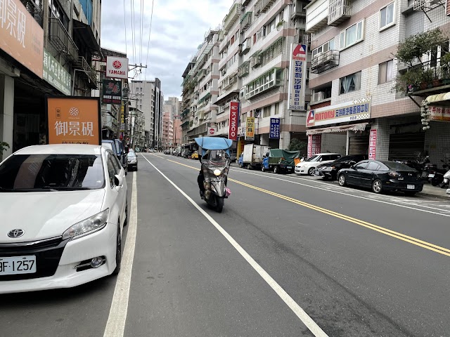 安特利汽車維修/引擎維修/變速箱維修/定期保養/鈑烤/查修/冷氣/改裝/OiCar推薦保障車廠