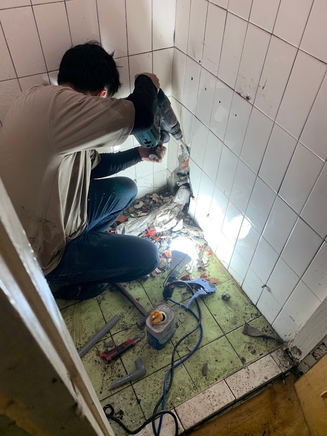 憶進水電行