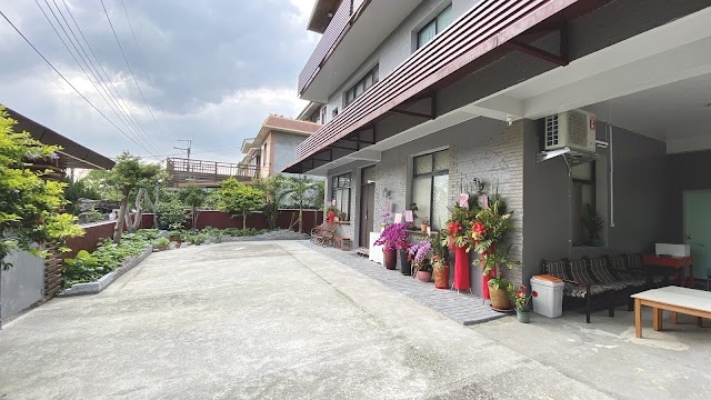 小山坡屋仔-新竹民宿 包棟團體 親子家庭 關西住宿(六福村民宿、小人國)人氣必住