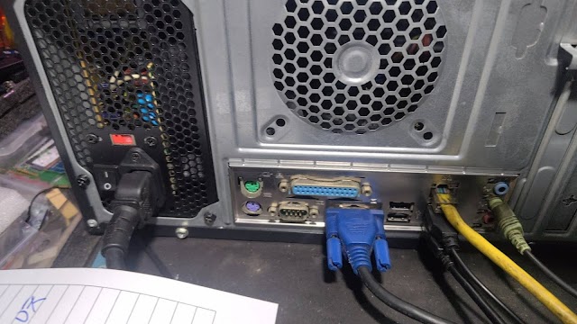 台中東海電腦維修--東海電腦--筆電故障筆電進水專業維修--組裝新電腦升級加速--重灌300 商家照片 5