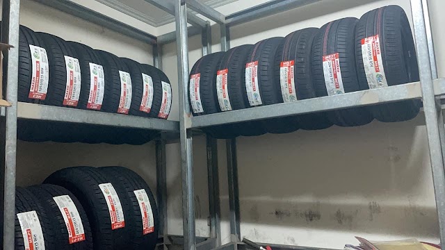 進安汽車