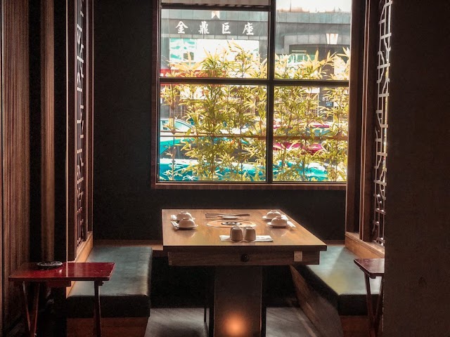 岩漿漢方麻辣火鍋-台中公益店