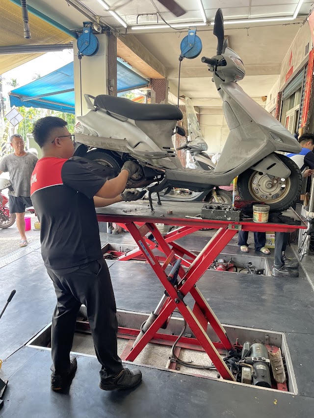 宏明機車行 YAMAHA (機車排氣檢驗站)