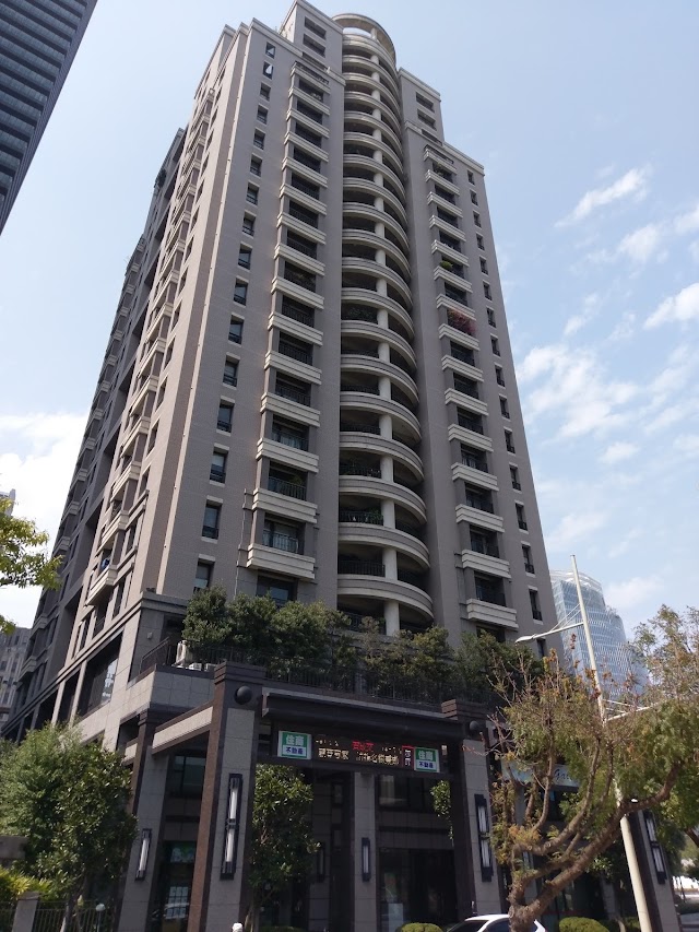 住商不動產七期園道店