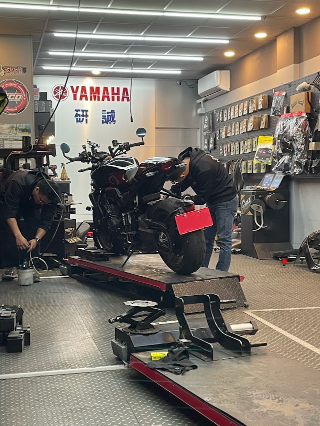 研誠車業 YAMAHA