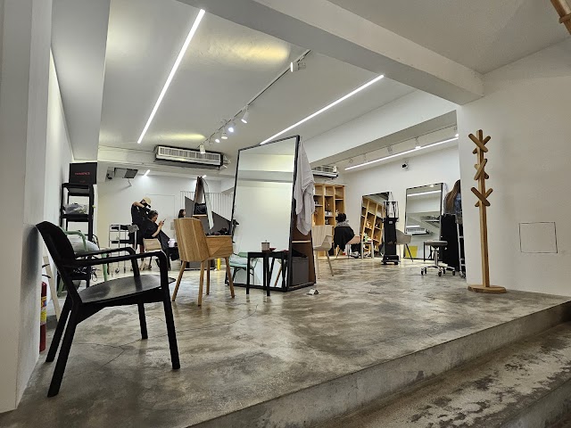 斐利巧FelicaStore. 日系平價髮廊